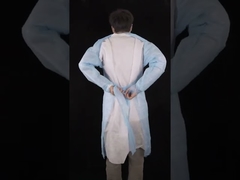 হাসপাতাল/ক্লিনিক ব্যবহার এককালীন সিপিই প্রতিরক্ষামূলক পোশাক আঙুলের হাতা সহ মেডিকেল ব্যবহারের প্লাস্টিকের গাউন