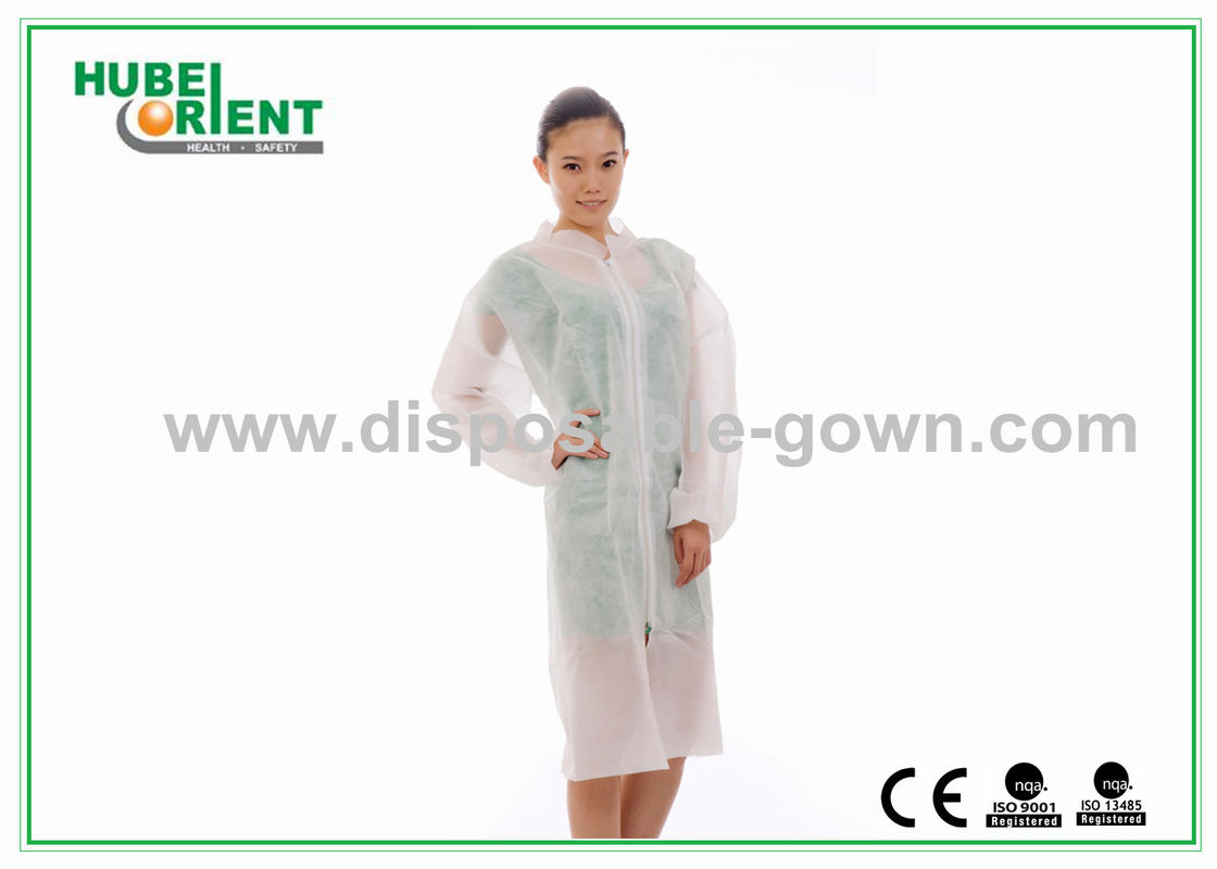 Zip Closure Disposable Medical Use Lab Coat/Visitor Coat In Laboratory